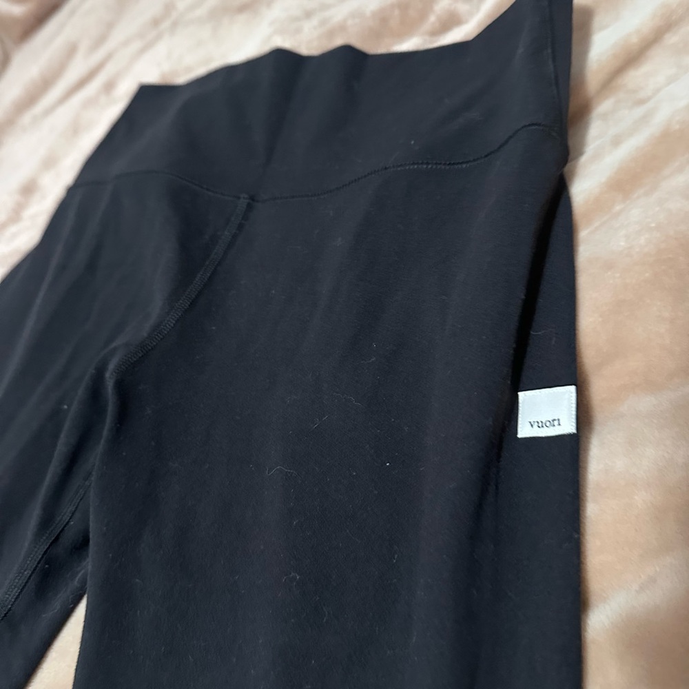 Vuori Black Leggings Size S - Picture 2 of 3